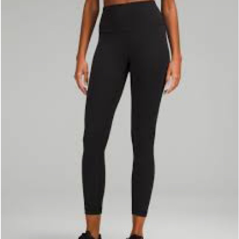 Lululemon Wunder  High-Rise Tight 25"  black